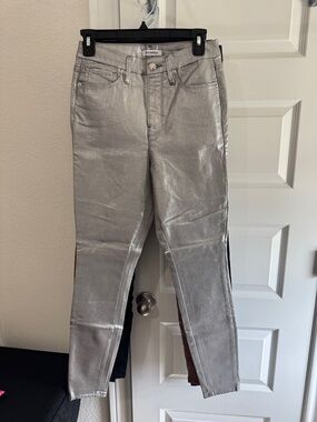 Good American Silver Metallic Coated Jeans Good Waist Sz 6/28